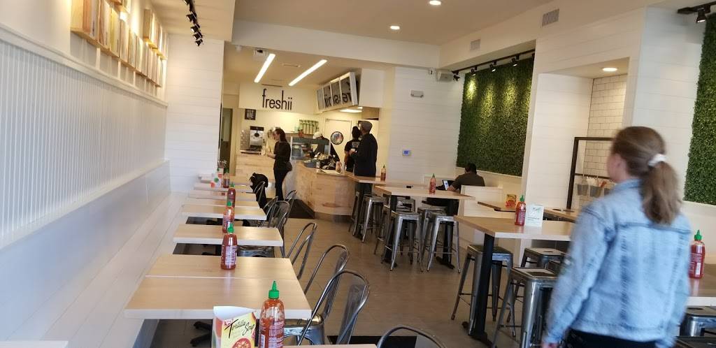 Freshii | restaurant | 304 S Main St, Royal Oak, MI 48067, USA | 2482680444 OR +1 248-268-0444