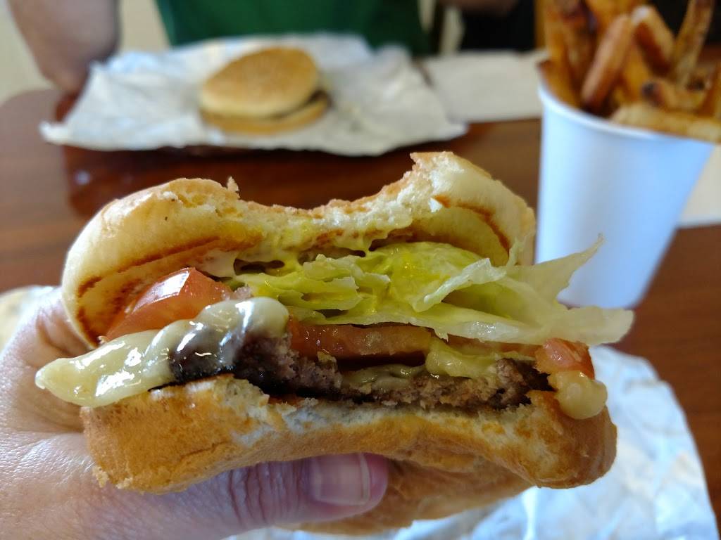 Nancy Jos Burgers and Fries | restaurant | 4550 Commercial St SE, Salem, OR 97302, USA | 5039915037 OR +1 503-991-5037