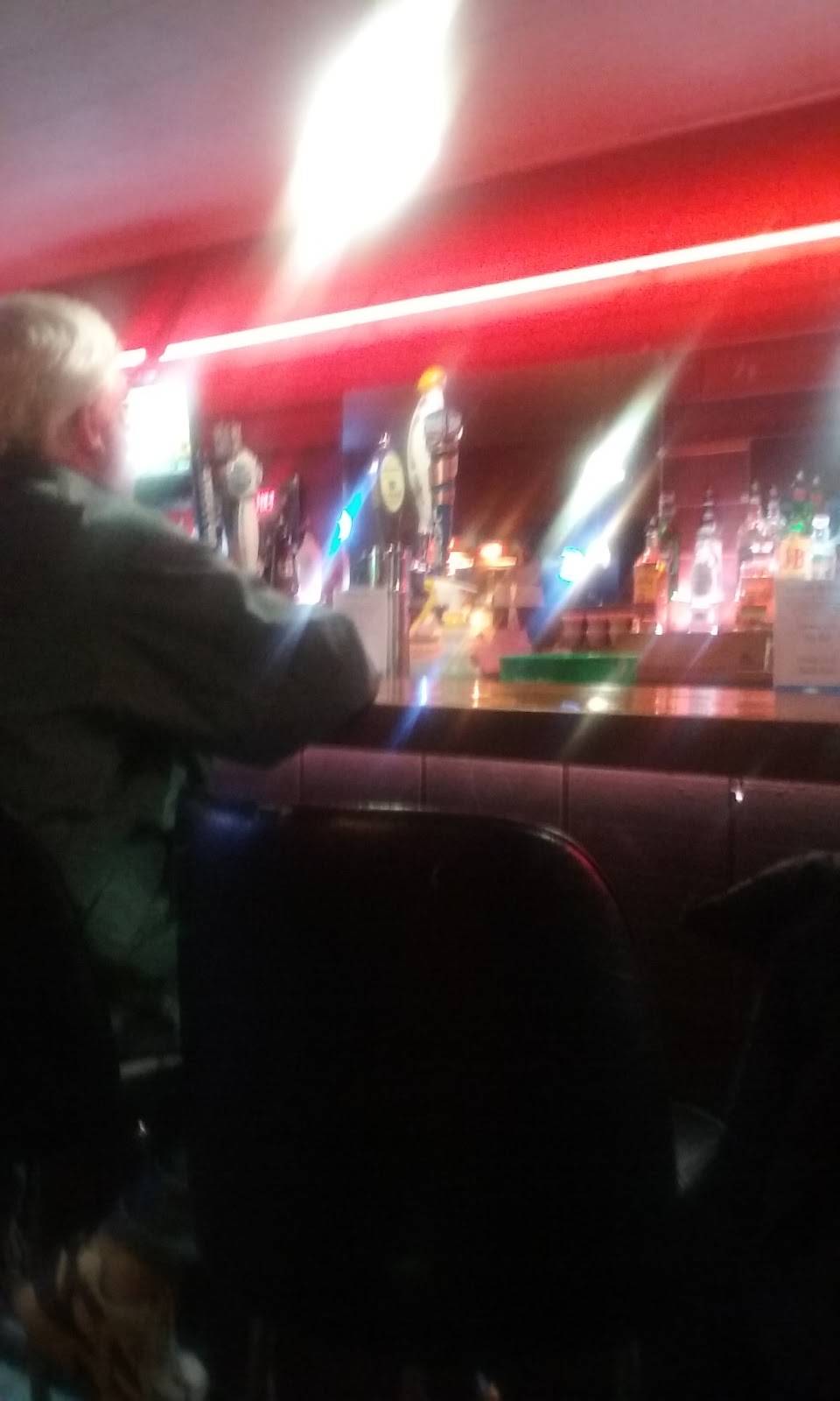 Docs | restaurant | 18625 Main St, Tontogany, OH 43565, USA | 4198234081 OR +1 419-823-4081