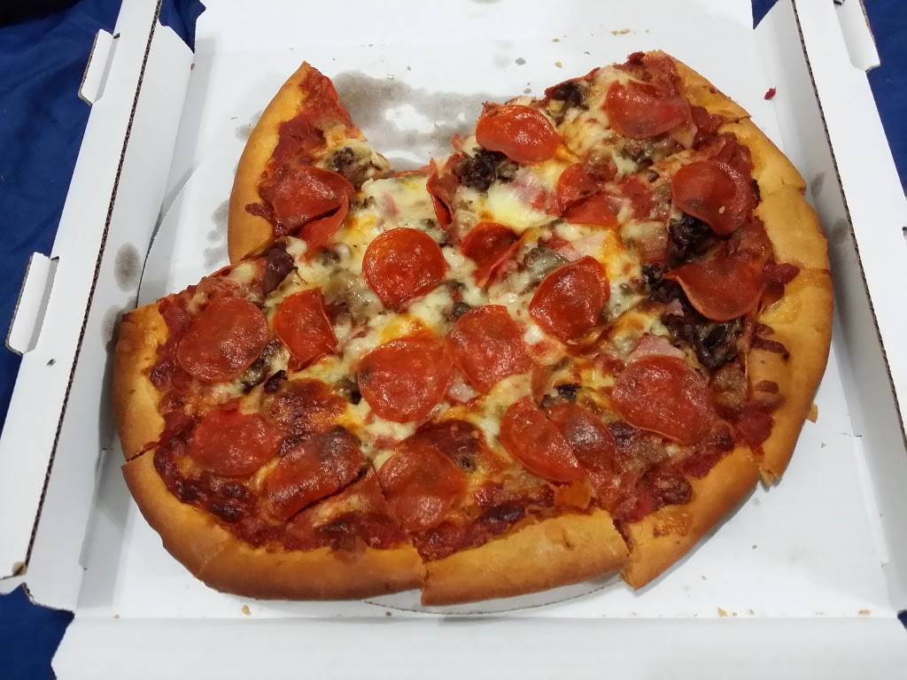 Guerreros Tacos & Pizza | restaurant | 2534 W Division St, Chicago, IL 60622, USA | 7732929000 OR +1 773-292-9000