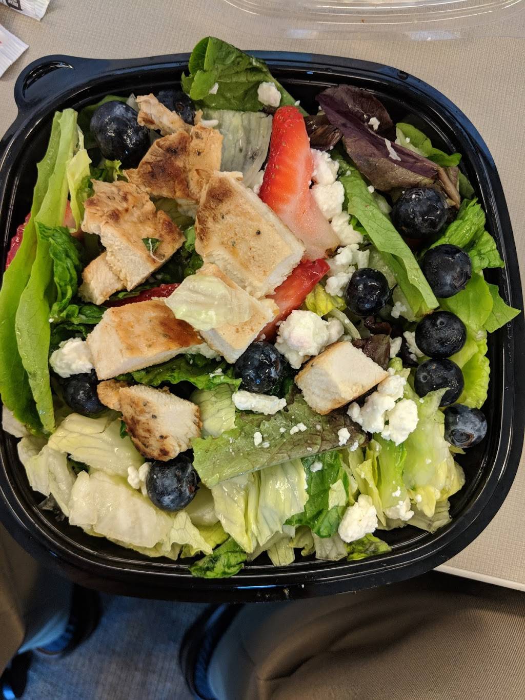 Wendys | restaurant | 1610 Northland Blvd, Fort Wayne, IN 46825, USA | 2604900248 OR +1 260-490-0248