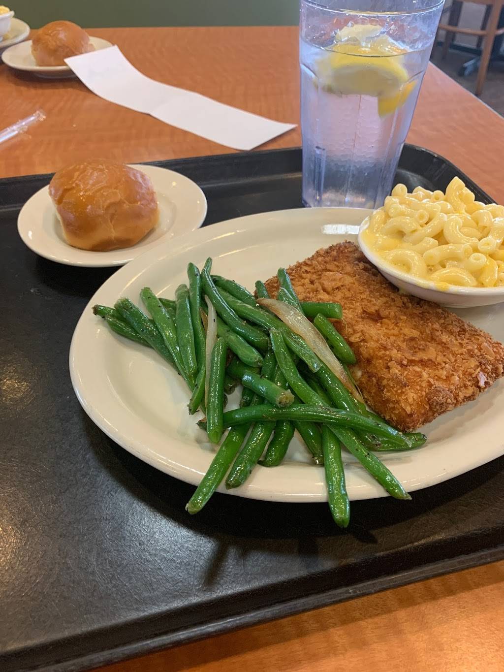 Lubys | restaurant | 1414 Waugh Dr, Houston, TX 77019, USA | 7135280880 OR +1 713-528-0880