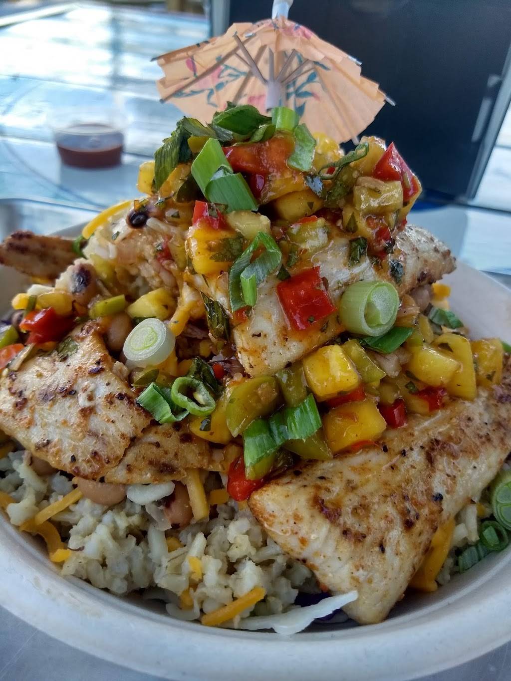 Off The Grid | restaurant | 208 1st St, Indian Rocks Beach, FL 33785, USA | 7272504144 OR +1 727-250-4144