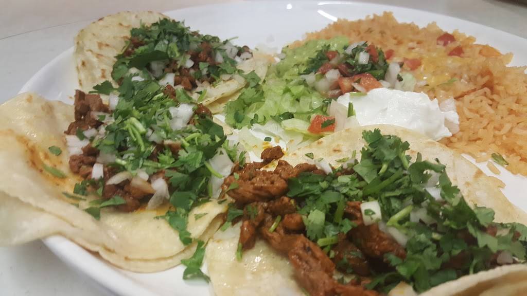 El Toro Mexican Restaurant | restaurant | 2600 S 48th St, Lincoln, NE 68506, USA | 4024883939 OR +1 402-488-3939