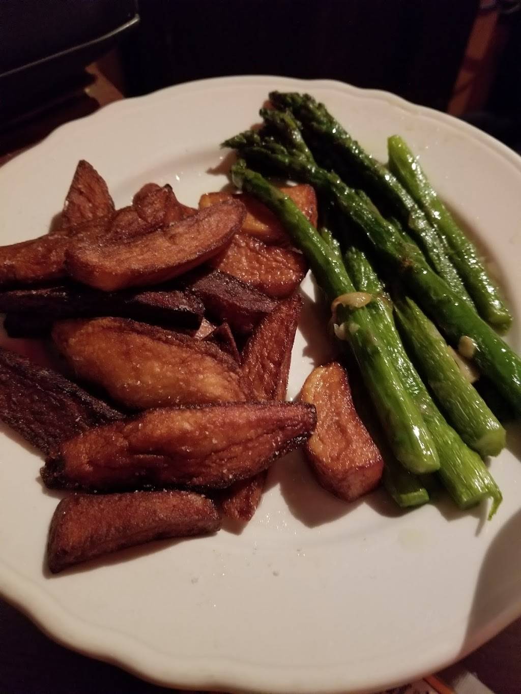 Red Stallion | restaurant | 307 County Line Rd, Warminster, PA 18974, USA | 2156753340 OR +1 215-675-3340