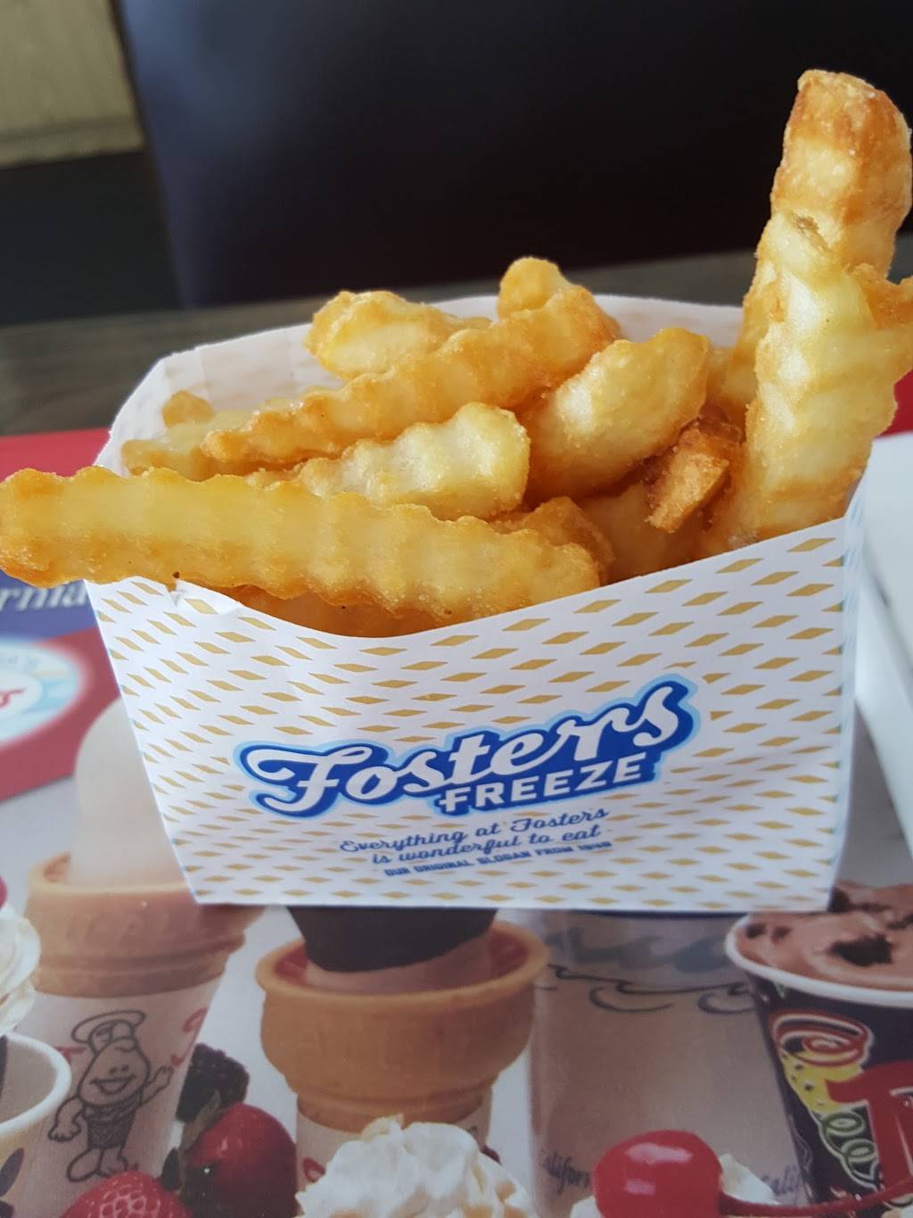 Fosters Freeze | restaurant | 1975 Grant St, Selma, CA 93662, USA | 5598961291 OR +1 559-896-1291
