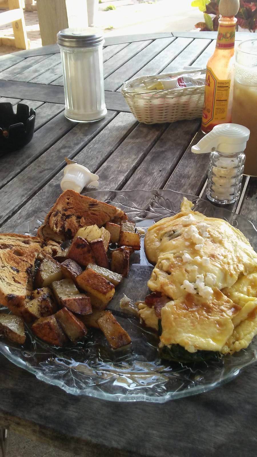 By The Sea Cafe | restaurant | 1536 S Ocean Shore Blvd, Flagler Beach, FL 32136, USA | 3864396428 OR +1 386-439-6428