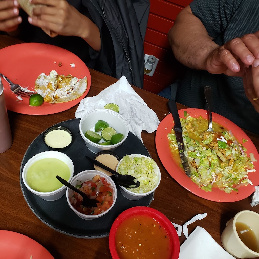 Sopes Yogi | restaurant | 1300 S 4th Ave, Yuma, AZ 85364, USA | 9282485788 OR +1 928-248-5788