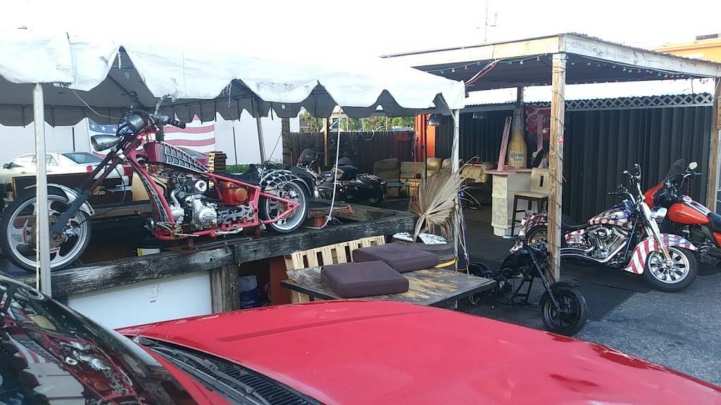 Mickeys Bar | restaurant | 350 SW 12th Ave, Pompano Beach, FL 33069, USA | 9545322998 OR +1 954-532-2998