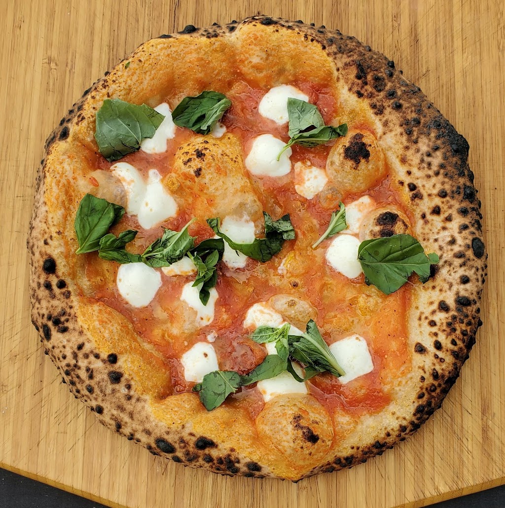 Lukas Pizzeria | restaurant | 2058 Lusitano St, Danville, CA 94506, USA | 4154252109 OR +1 415-425-2109