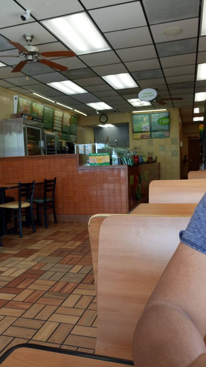 Subway Restaurants | restaurant | 6775 Stirling Rd, Davie, FL 33314, USA | 9547920087 OR +1 954-792-0087