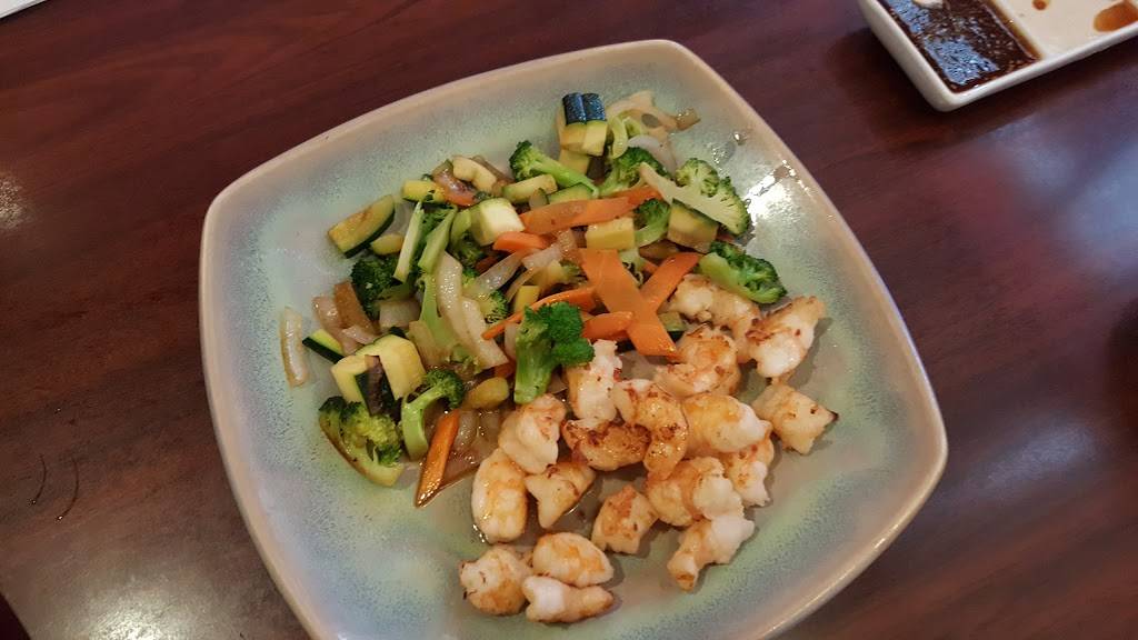 Fuji Japanese Steak House | restaurant | 15132 South La Grange Road, Orland Park, IL 60462, USA | 7084031580 OR +1 708-403-1580