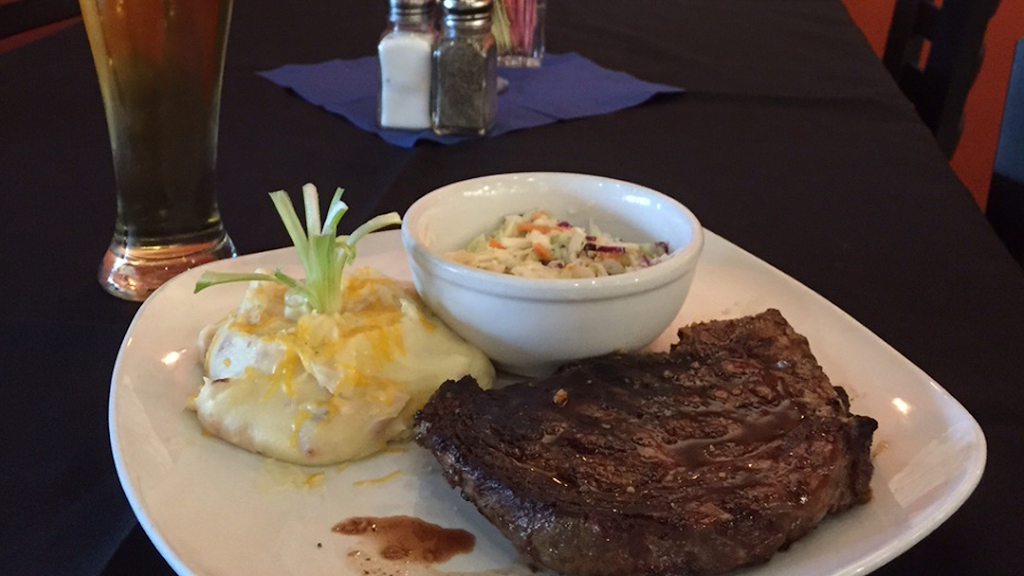 The Old Brickyard Grill & Pub | restaurant | 105 S Lafayette St, Mt Pulaski, IL 62548, USA | 2177925070 OR +1 217-792-5070