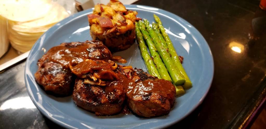 Tequila Revolucion | restaurant | 1851 Post Rd, Fairfield, CT 06824, USA | 4758889841 OR +1 475-888-9841