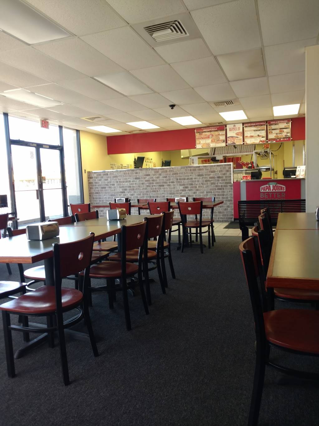 Papa Johns Pizza | restaurant | 1700 N Main St, Newton, KS 67114, USA | 3162822222 OR +1 316-282-2222