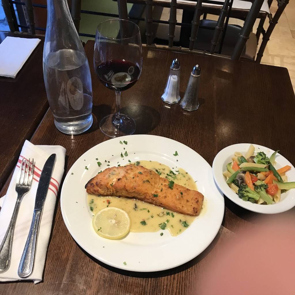 Phillies | restaurant | 74-02 Eliot Ave, Middle Village, NY 11379, USA | 7183971340 OR +1 718-397-1340