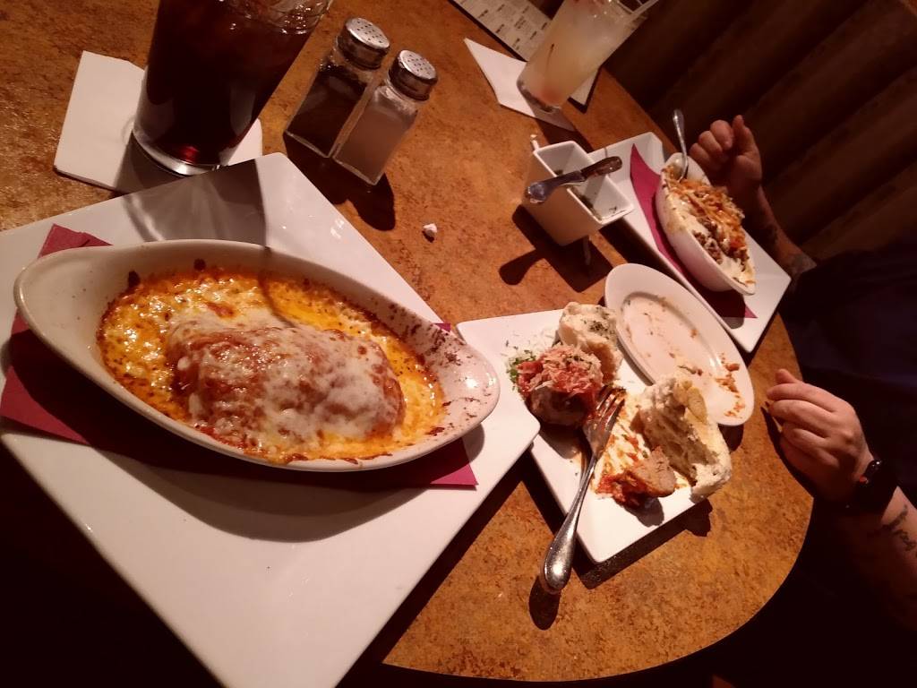 Jillians Italian Grill | restaurant | 216 N Main St, Hutchinson, KS 67501, USA | 6206638466 OR +1 620-663-8466