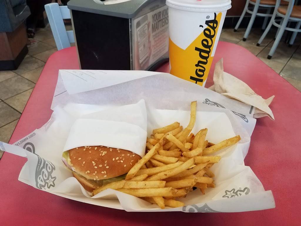 Hardees | restaurant | 126 Magnolia Ave, Auburndale, FL 33823, USA | 8639679220 OR +1 863-967-9220