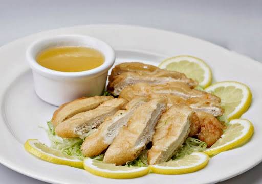 Meis Corner | restaurant | 105 E Delaware Pl, Chicago, IL 60611, USA | 3125736288 OR +1 312-573-6288