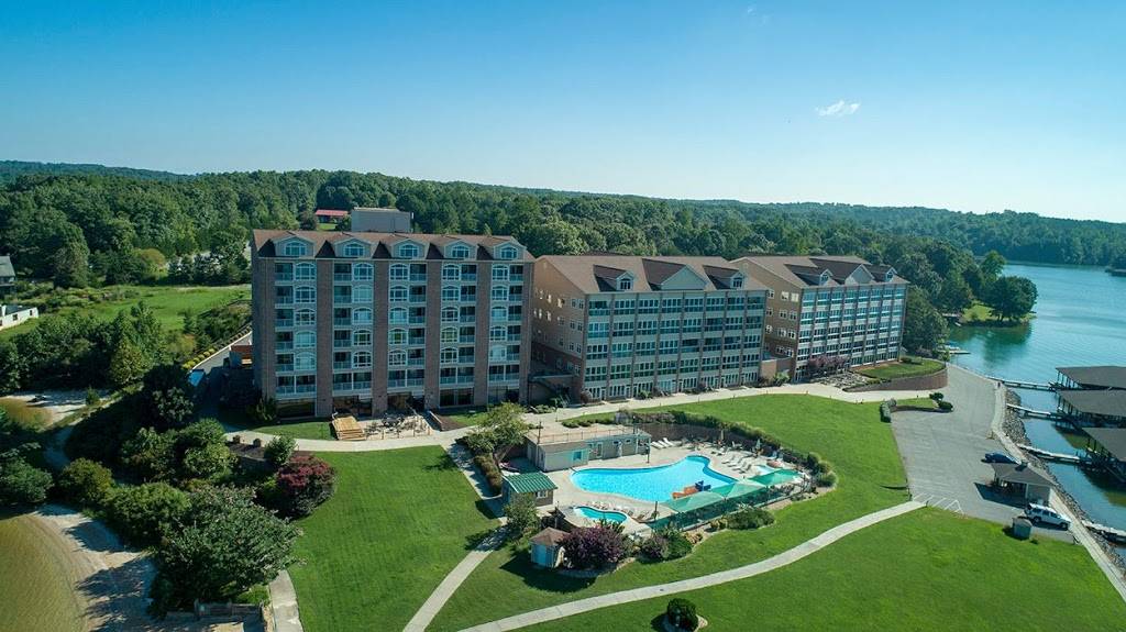 Mariners Landing | restaurant | 12263 Smith Mountain Lake Pkwy, Huddleston, VA 24104, USA | 5402979393 OR +1 540-297-9393