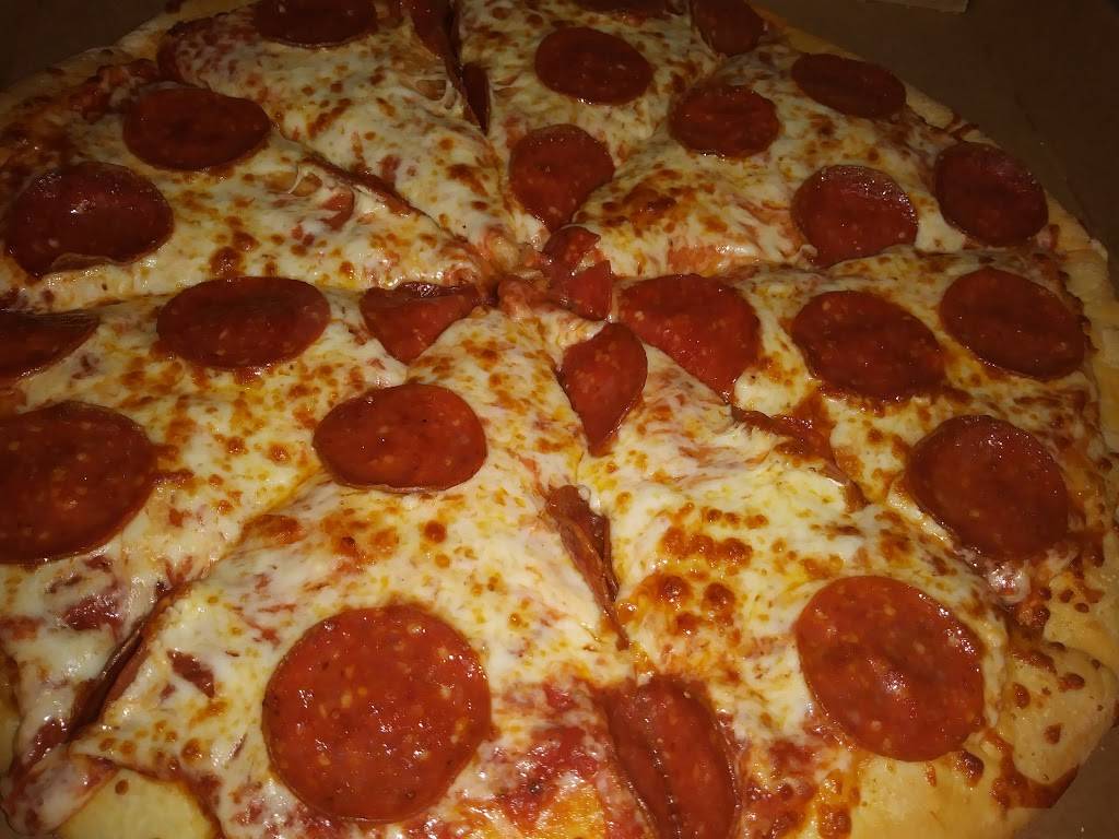 Little Caesars Pizza | meal takeaway | 1702 US-181, Portland, TX 78374, USA | 3616435571 OR +1 361-643-5571