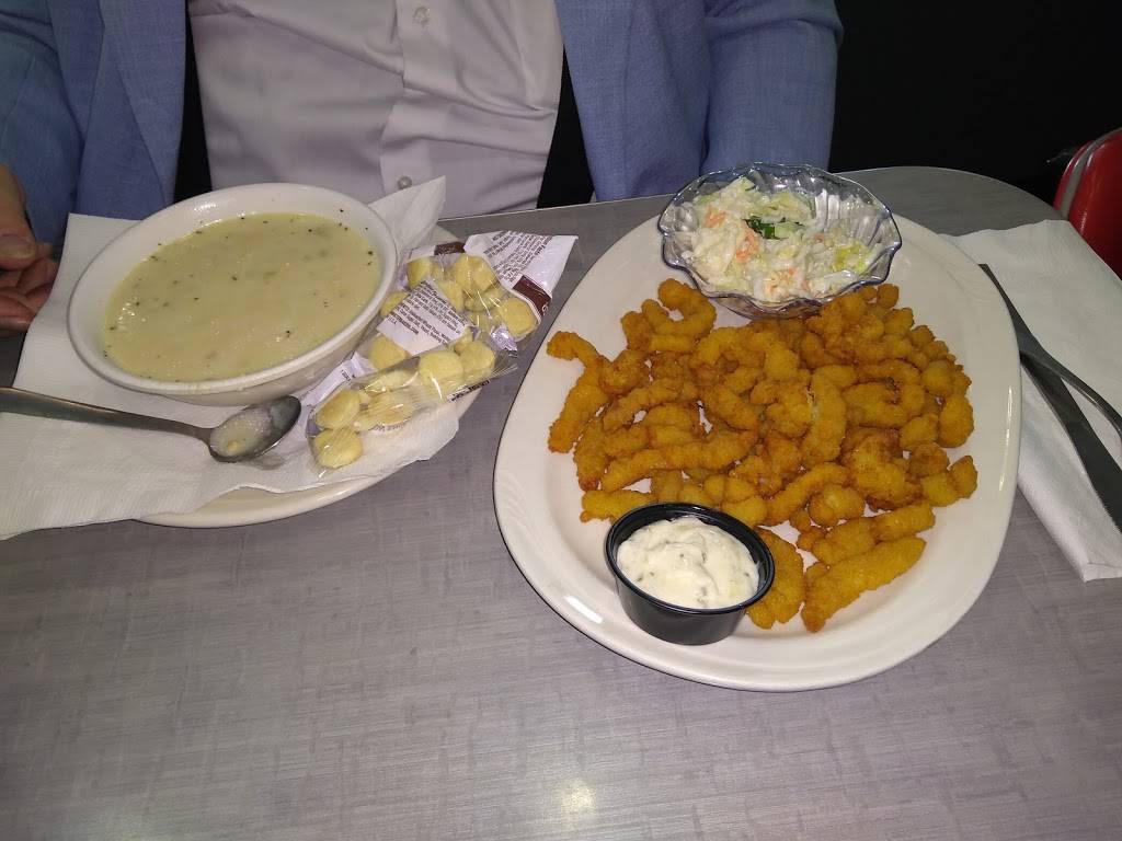 Friendlys | restaurant | 135 Mariano Bishop Blvd, Fall River, MA 02721, USA | 5086730891 OR +1 508-673-0891