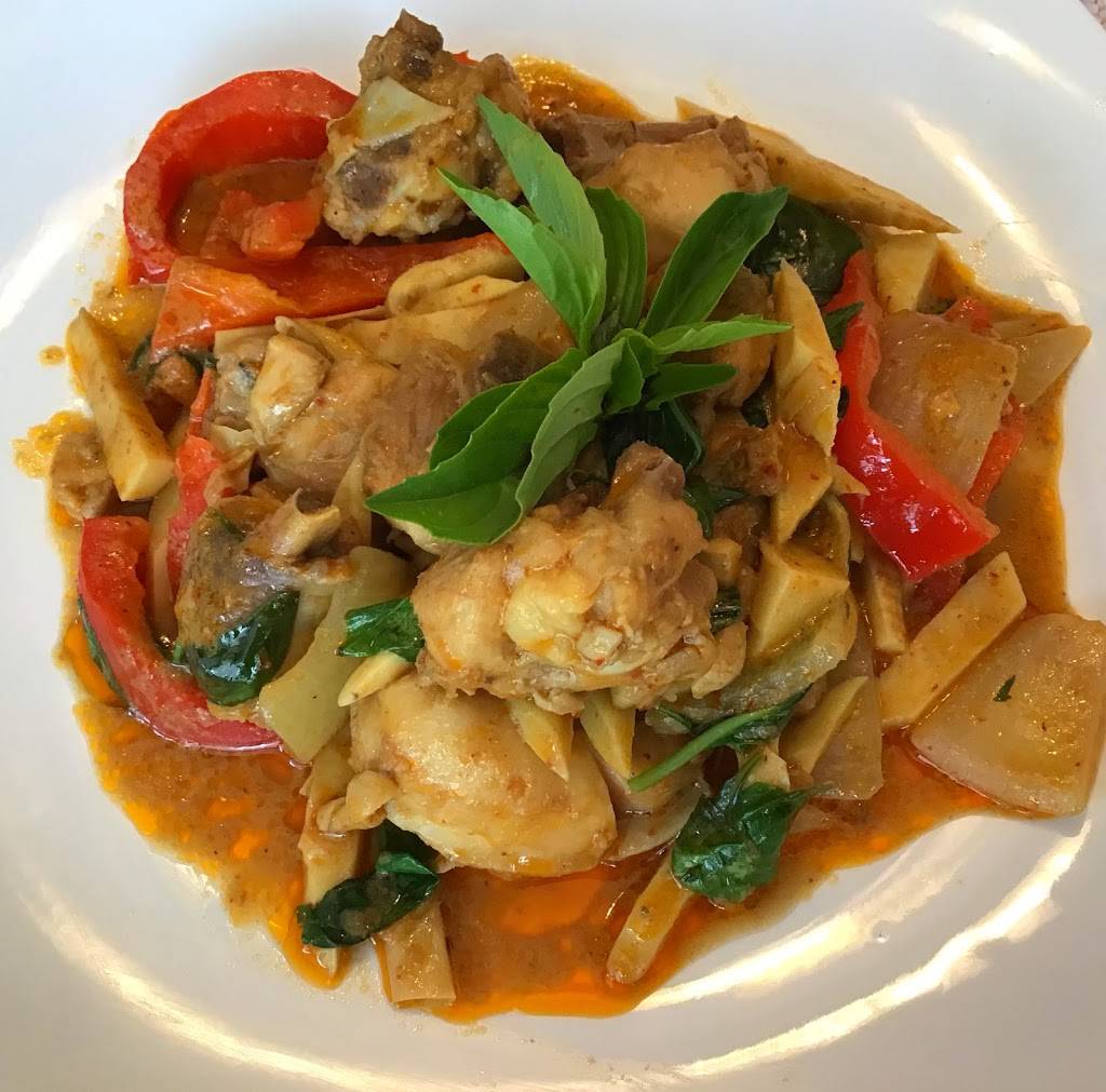 Nom Nom Thai | meal takeaway | 117 N S Palisade Dr, Orem, UT 84097, USA | 8018308970 OR +1 801-830-8970