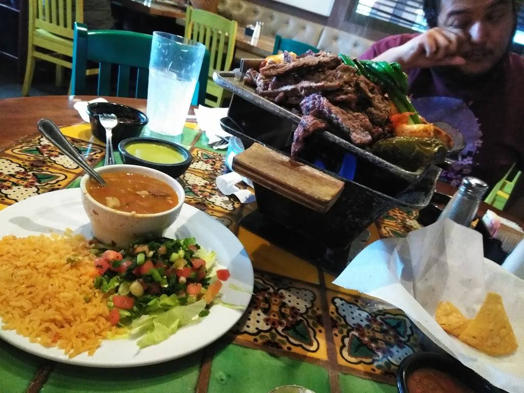 El Ranchito Restaurant | restaurant | 3517 S Cooper St, Arlington, TX 76015, USA | 8179874560 OR +1 817-987-4560