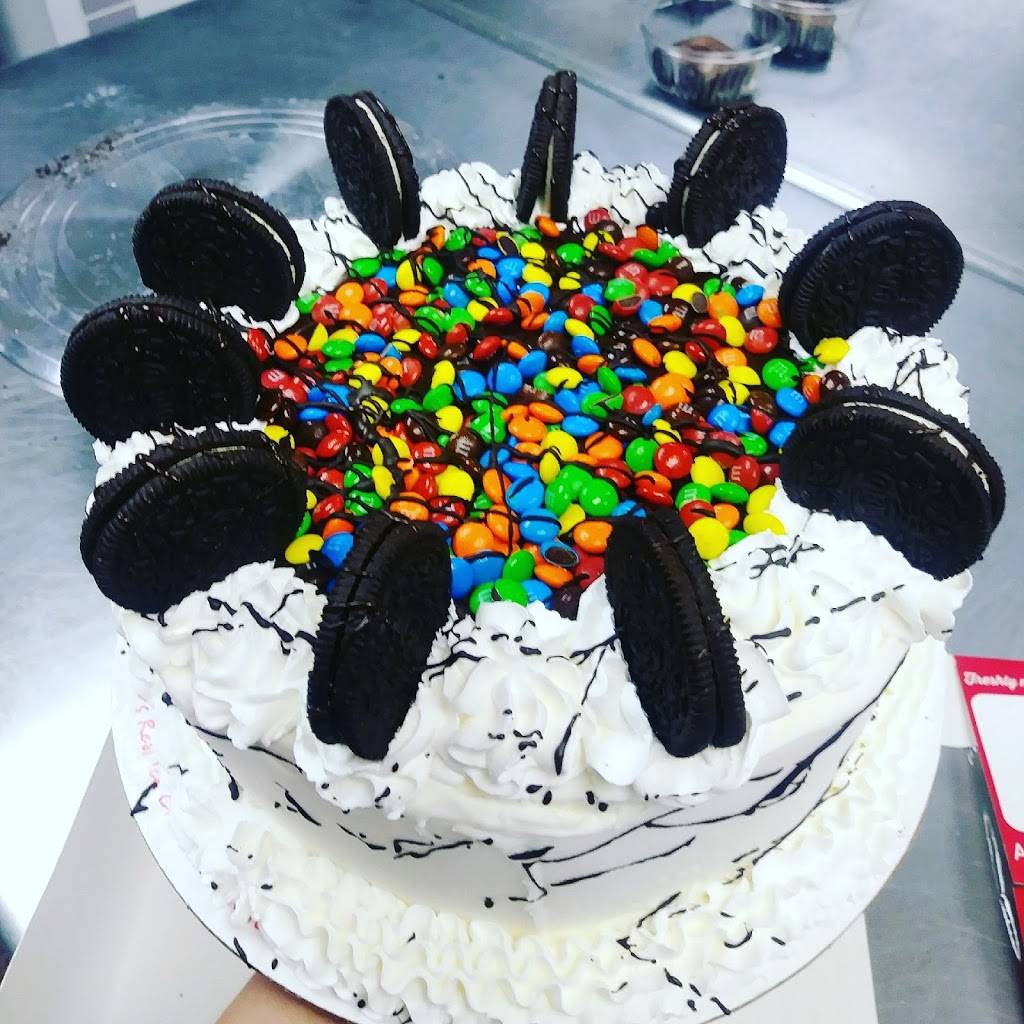 Brusters Real Ice Cream | restaurant | 405 S Buncombe Rd, Greer, SC 29650, USA | 8648792323 OR +1 864-879-2323