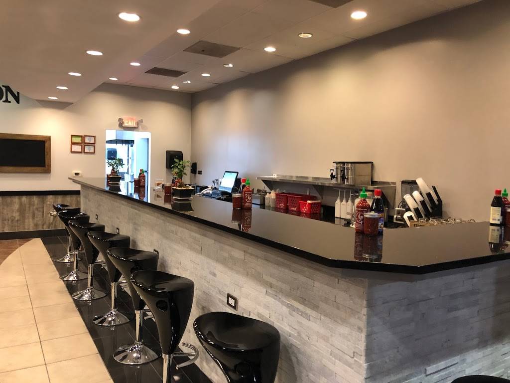 Pho Son | restaurant | 2980 US-34, Oswego, IL 60543, USA | 6306369746 OR +1 630-636-9746