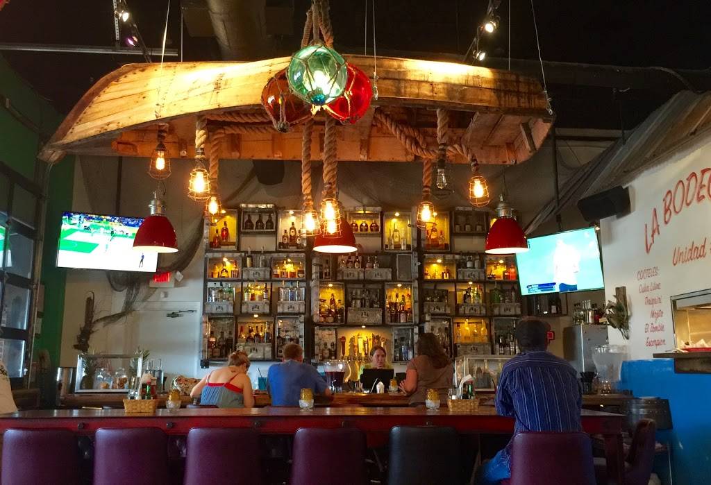 Embargo 62 | restaurant | 301 Cherokee Blvd, Chattanooga, TN 37405, USA | 4235514786 OR +1 423-551-4786