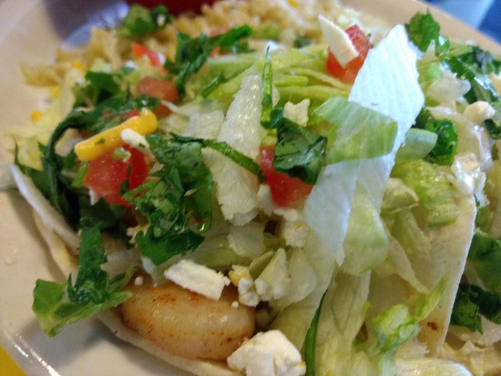 Fuzzys Taco Shop | restaurant | 5724 Bryant Irvin Rd, Fort Worth, TX 76132, USA | 8172928226 OR +1 817-292-8226