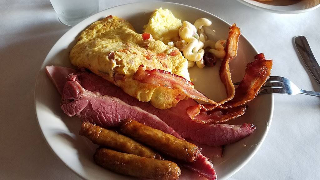 Chief ONeills Pub & Restaurant | restaurant | 3471 N Elston Ave, Chicago, IL 60618, USA | 7735833066 OR +1 773-583-3066