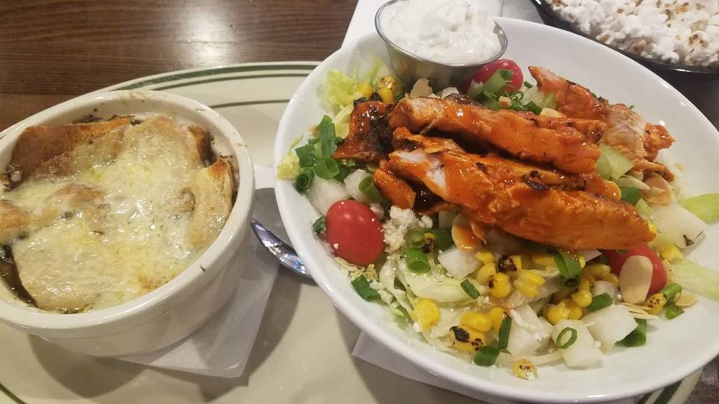 Luckys 13 Pub | restaurant | 1800 American Blvd W, Bloomington, MN 55431, USA | 9524052213 OR +1 952-405-2213