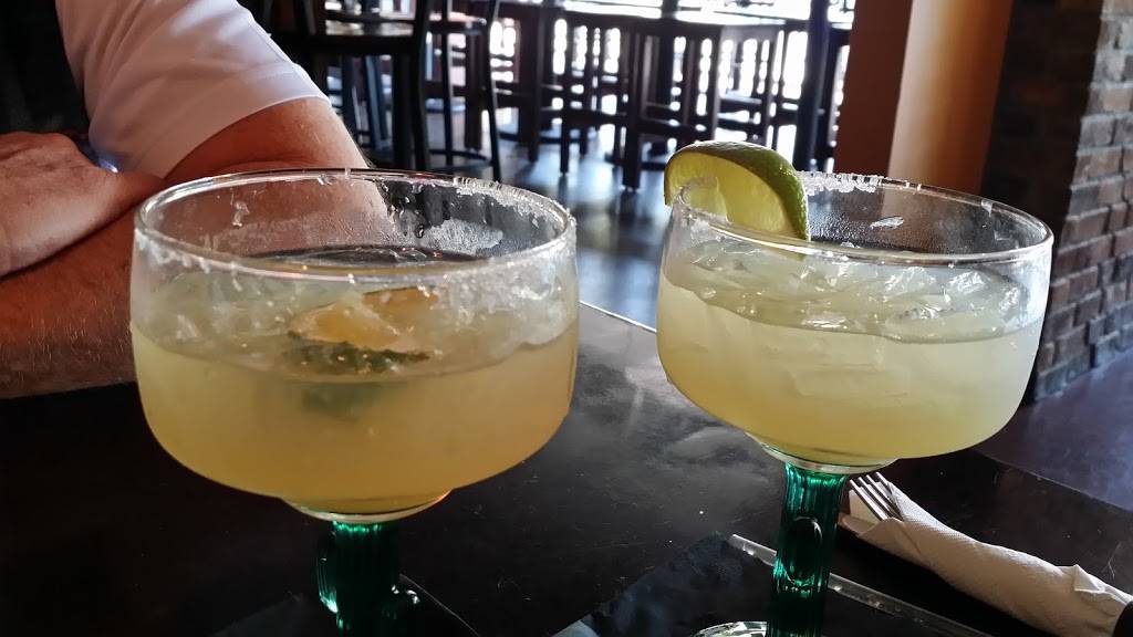 Broadneck Grill | restaurant | 74 Central Ave, Edgewater, MD 21037, USA | 4109563366 OR +1 410-956-3366