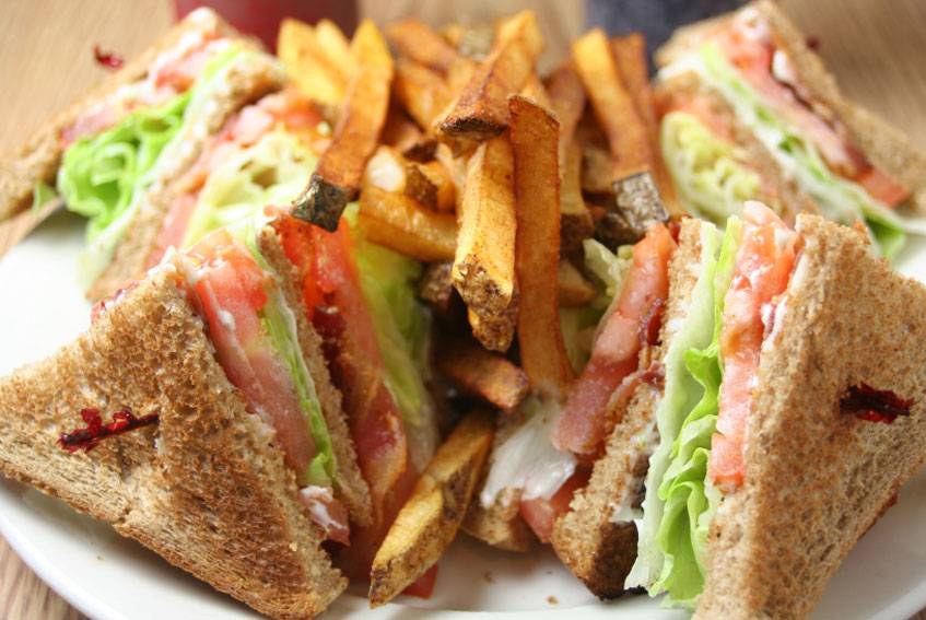 L Street Diner & Pizzeria | meal delivery | 108 L St, South Boston, MA 02127, USA | 6172681155 OR +1 617-268-1155