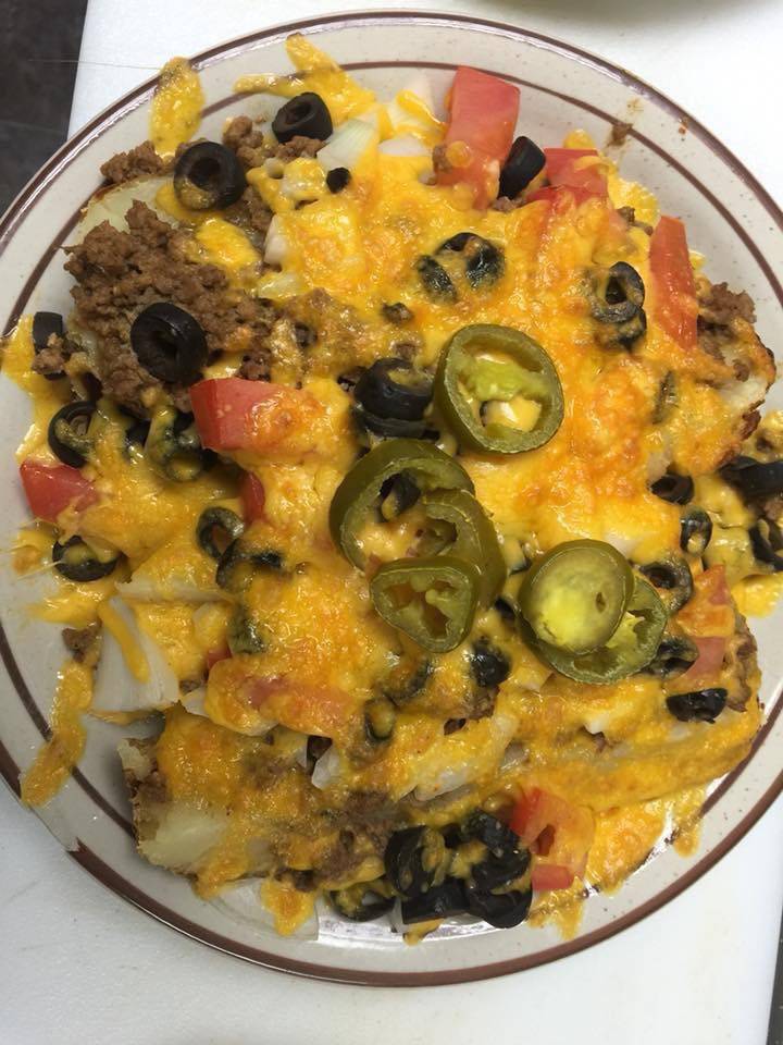 Kristys Hometown Bar and Grill | restaurant | 108 E Rochester St, Akron, IN 46910, USA | 5748934887 OR +1 574-893-4887