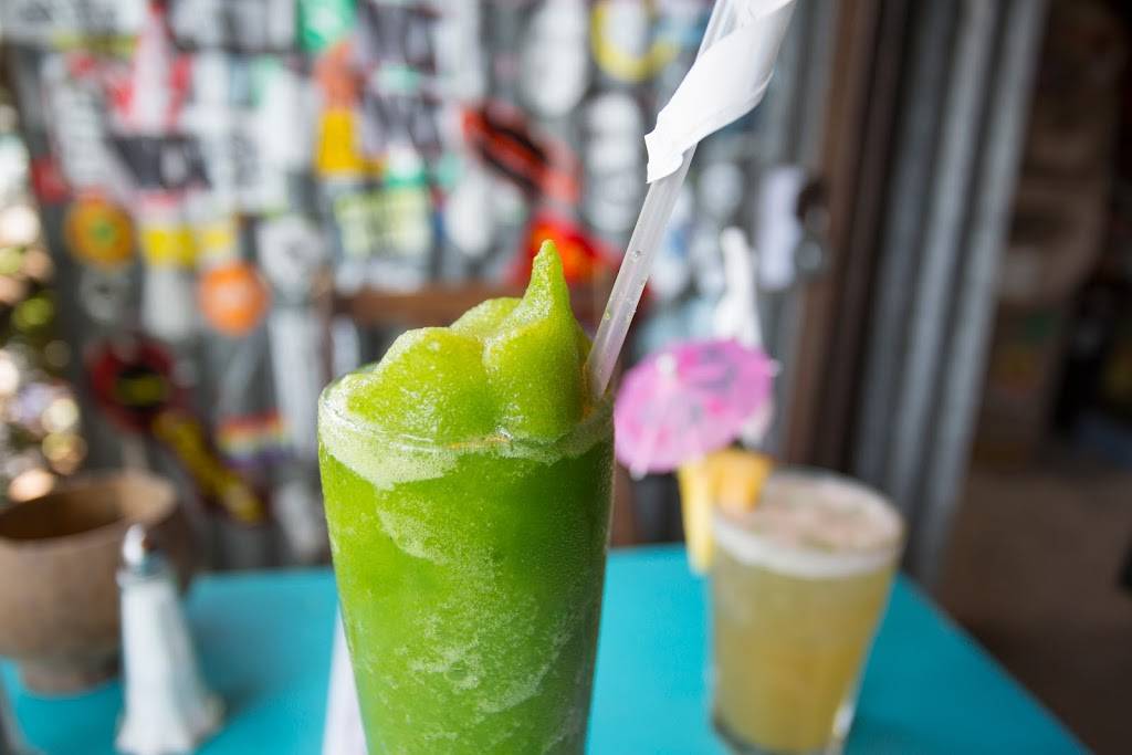 Surf Bar | restaurant | 139 N 6th St, Brooklyn, NY 11249, USA | 7183024441 OR +1 718-302-4441