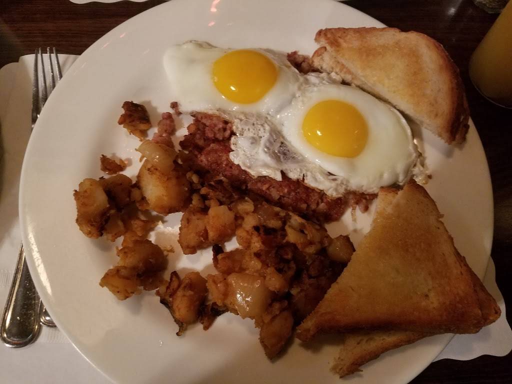 Mundays | restaurant | 259 Main St, Huntington, NY 11743, USA | 6314213553 OR +1 631-421-3553