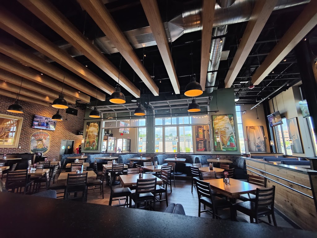 BJs Restaurant & Brewhouse | restaurant | 124 Worcester Rd, Framingham, MA 01702, USA | 7744270020 OR +1 774-427-0020