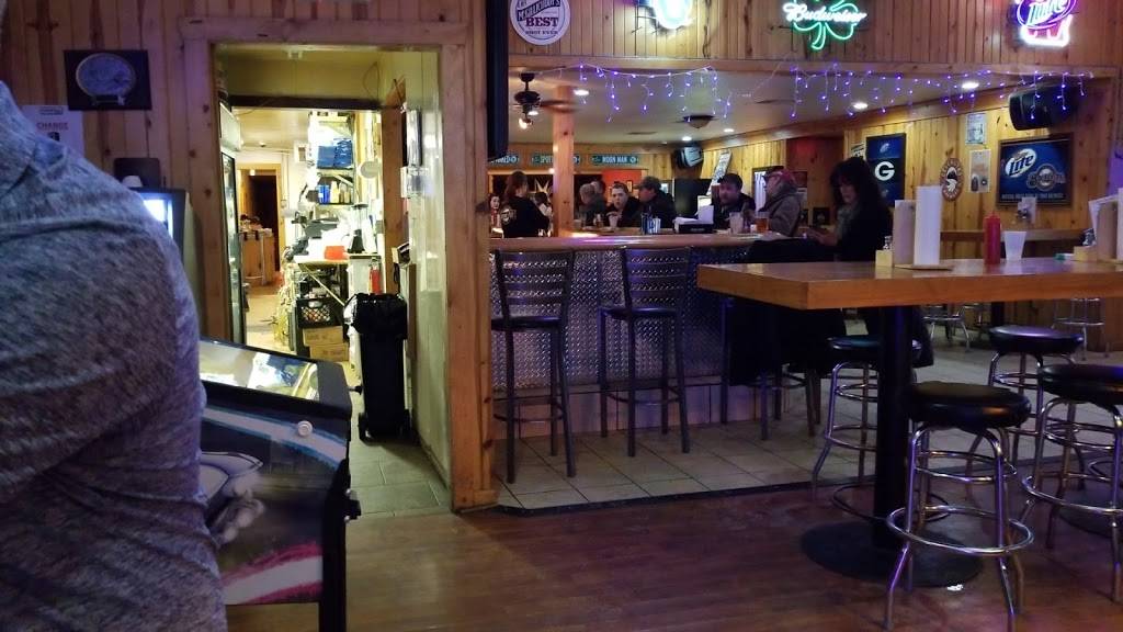 Ixonia Pub | restaurant | 9407, W1270, Marietta Ave, Ixonia, WI 53036, USA | 9202068293 OR +1 920-206-8293