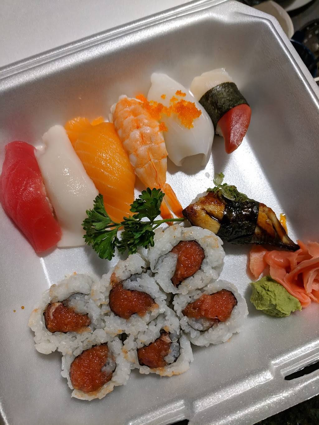 Midami Sushi | restaurant | 32443 Northwestern Hwy, Farmington Hills, MI 48334, USA | 2487026299 OR +1 248-702-6299
