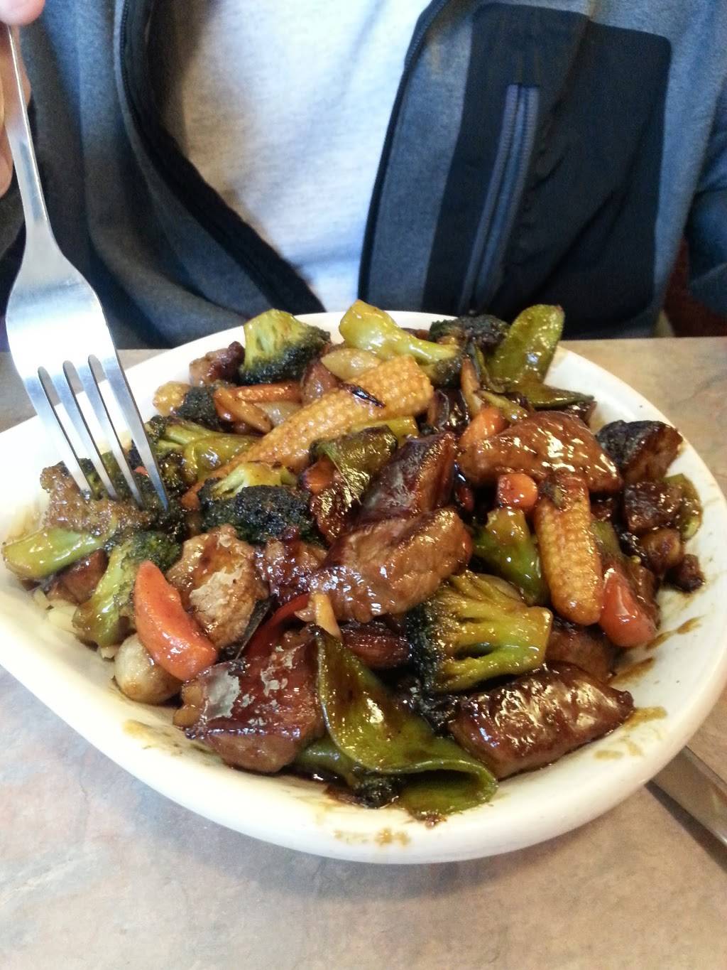 Country Kitchen | restaurant | 1025 W Spresser St, Taylorville, IL 62568, USA | 2178243111 OR +1 217-824-3111