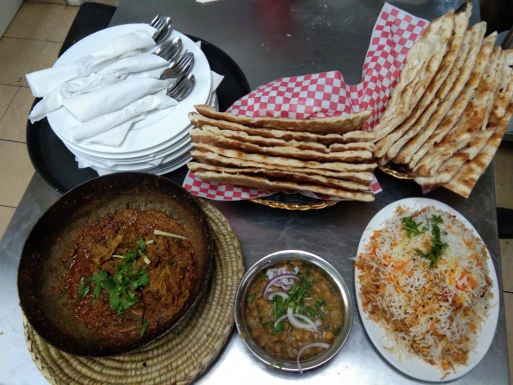 Kashmir Karahi Point | restaurant | 225 Castle Oaks Crossing, Brampton, ON L6P 3X3, Canada | 9057998818 OR +1 905-799-8818