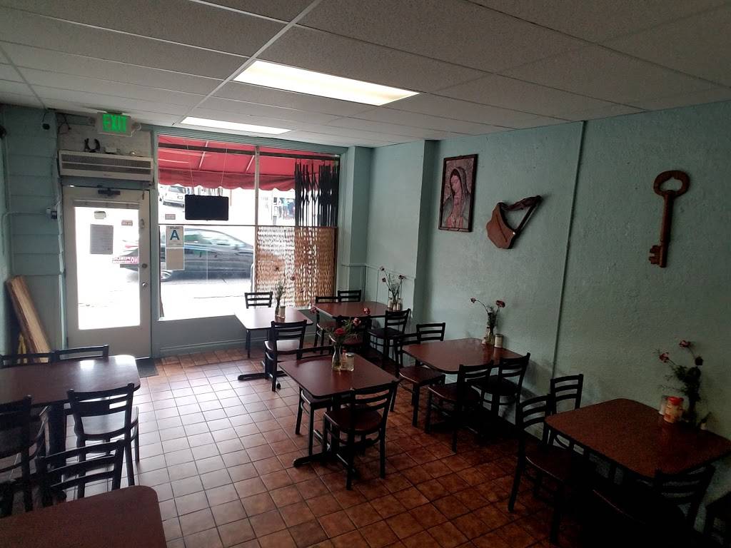 La Piramide Salvadoreña Restaurant | restaurant | 4021 Beverly Blvd, Los Angeles, CA 90004, USA | 3236655057 OR +1 323-665-5057