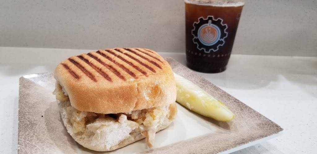 Grindbreak Cafe | cafe | 114 1st St E, Humble, TX 77338, USA | 2819135045 OR +1 281-913-5045