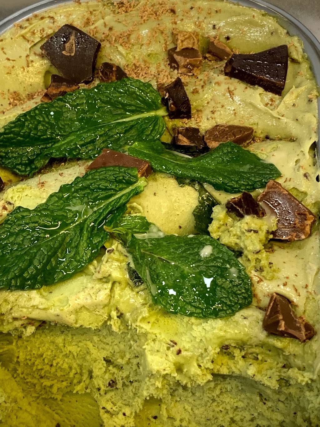 The Commissary/ Moondoggys Legit Gelato | restaurant | 229 4800 S, Salt Lake City, UT 84107, USA | 8012318002 OR +1 801-231-8002