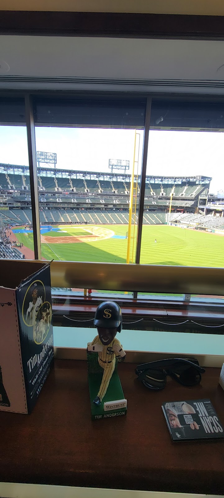 Huntington Bank Stadium Club | restaurant | 333 W 35th St, Chicago, IL 60616, USA | 3126745155 OR +1 312-674-5155