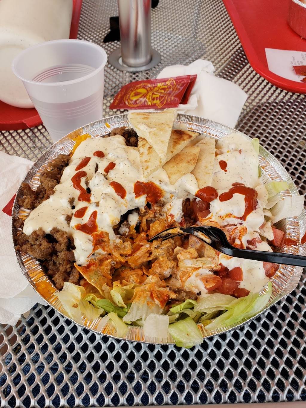The Halal Guys | restaurant | 4 Teterboro Landing Drive, Teterboro, NJ 07608, USA | 2012882525 OR +1 201-288-2525