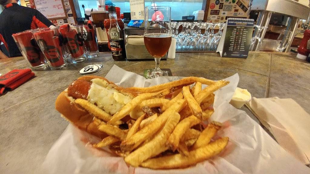 Fosters Grille | restaurant | 5007- E, Westone, Chantilly, VA 20151, USA | 7033783797 OR +1 703-378-3797